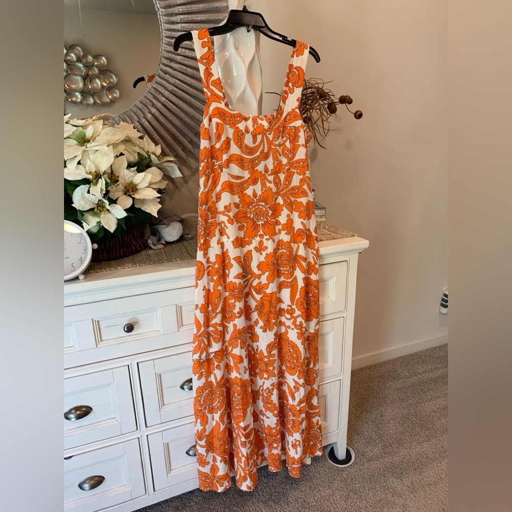 NWT Vince Camuto White Maxi Dress with Orange Floral Print